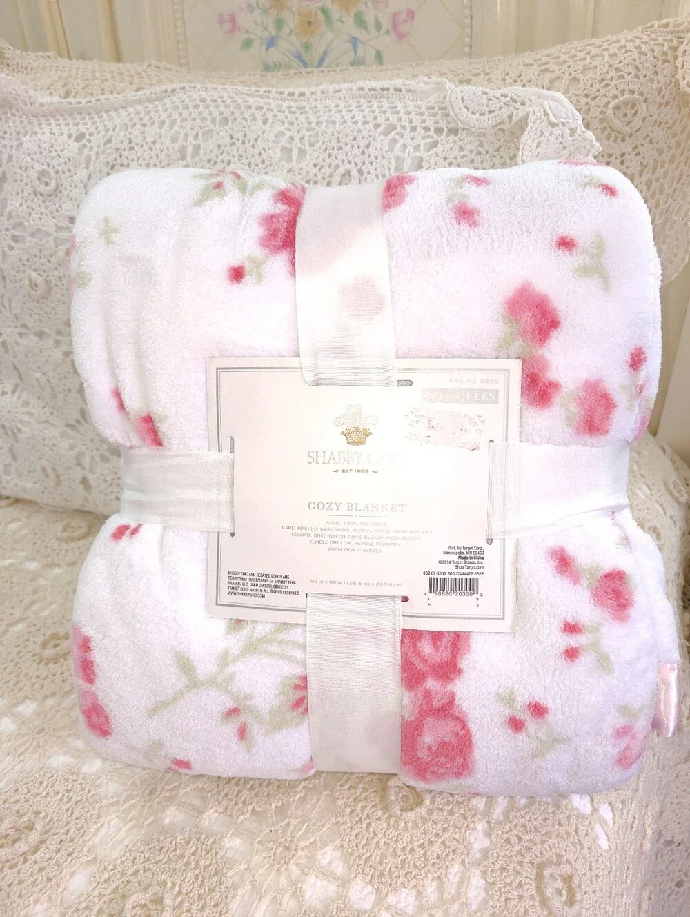 NEW Simply Shabby Chic Rachel Ashwell Queen Plush Blanket